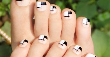 Toe nail art, toe nail designs, toe nail images, toe nail design pictures, simple and easy toe nail designs, cute toe nail designs, beautiful toe nail designs, latest toe nail art designs, toe nail designs 2017, short toe nail designs.