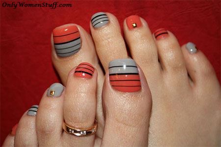 Premium Photo | Manicure, pedicure beauty salon concept. womans feet on gray  background