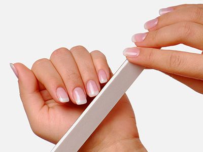 Step-by-Step Guide: How to Perfectly Trim & Shape Squoval Nails