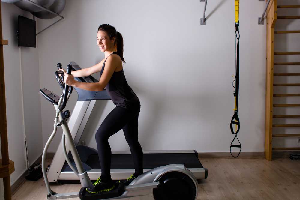 running-on-treadmill - Workout for busy mom, exercise for women at home, easy exercise to do at home for women and mom